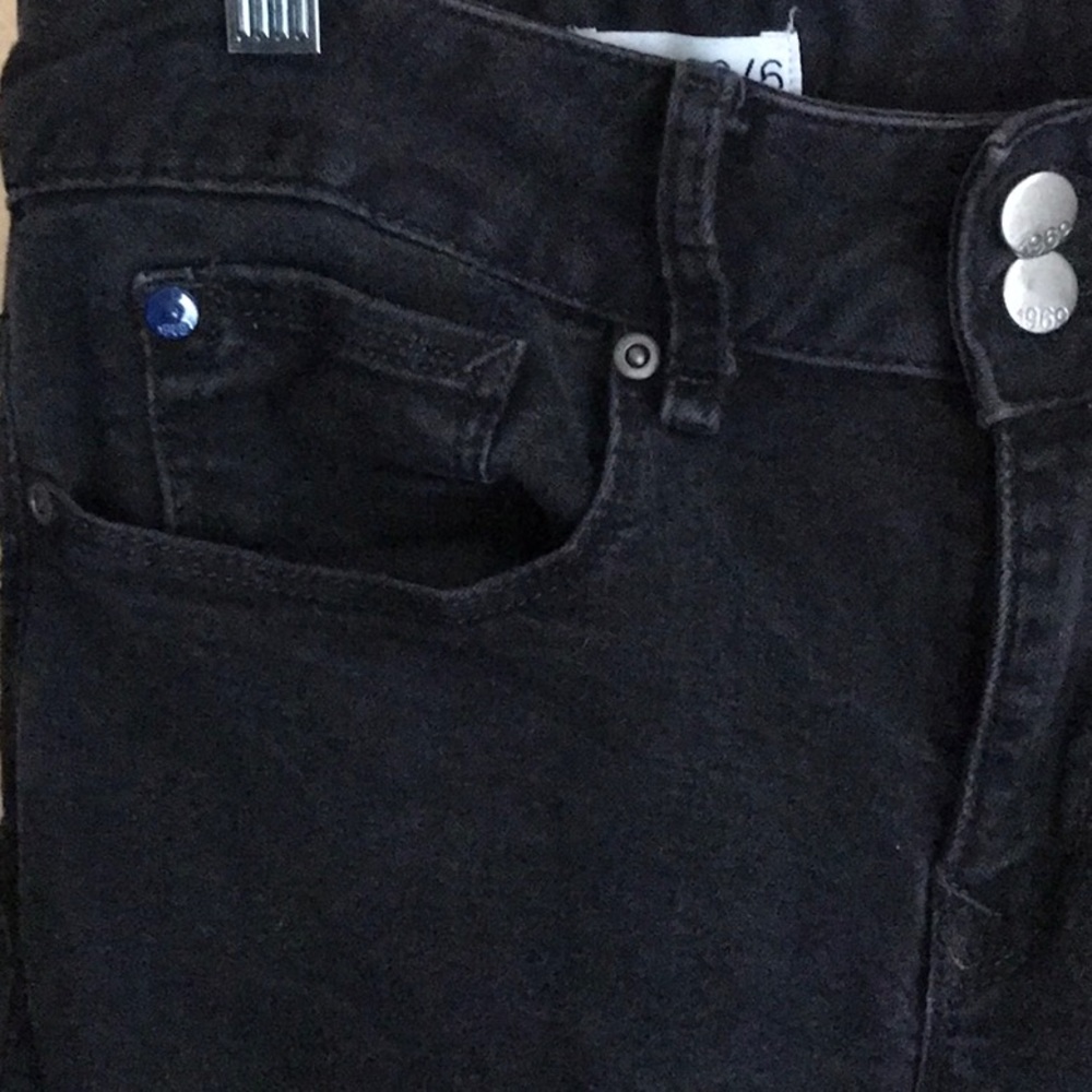 GAP Jeans - Boot Cut - Picture 4 of 7